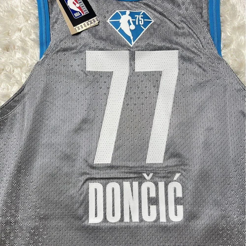 Jordan Nike Authentic 2022 NBA All Star Jersey Luka Doncic 40 Small DH8030-016
